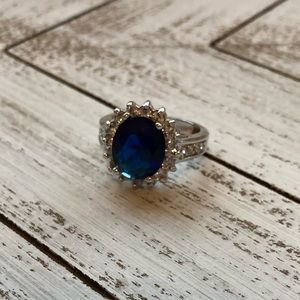 Premier Designs Blue Gem Ring size 8